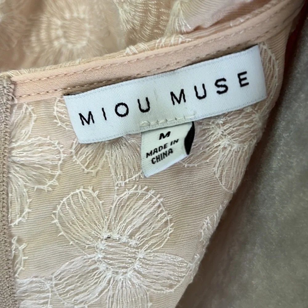 Anthropologie Miou Muse Blush Pink Embroidered Puff Sleeve Ruched Crop Top - M